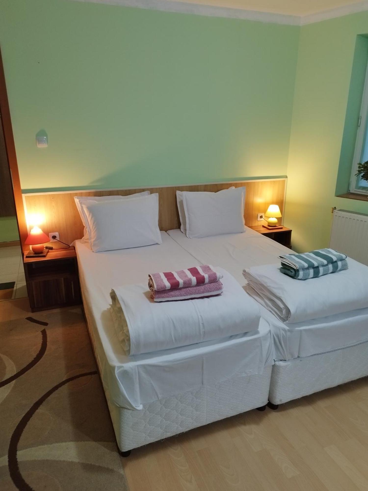 Aleks Guest House Samokov Exterior photo